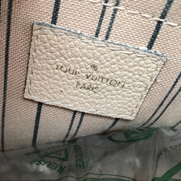 Louis Vuitton Empreinte Montaigne - Picture 4 of 7